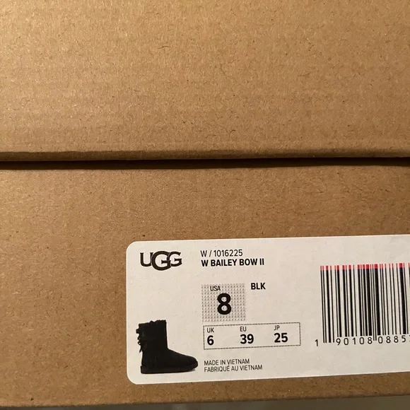 UGG | Shoes | Uggs For Sale Never Worn Still Brand New In 